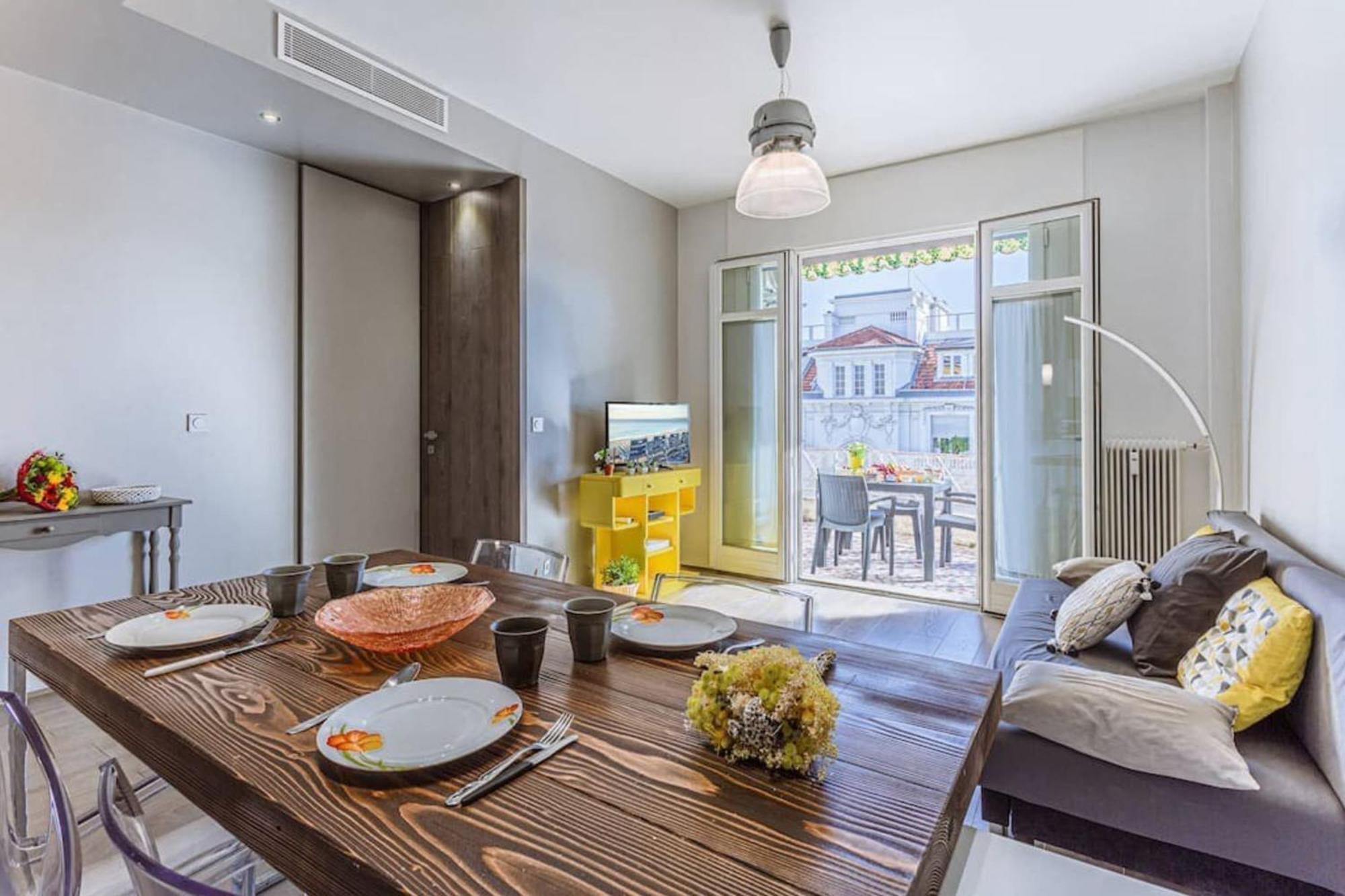 Fleurs 22 - City Center - Modern W Terrace 니스 외부 사진